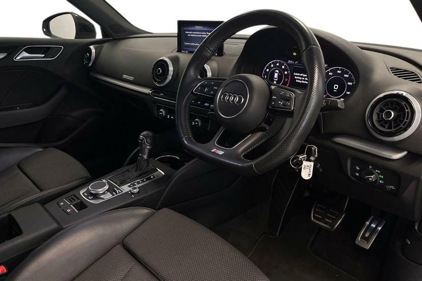 Audi A3 35 Tfsi S Line S Tronic GK69AOC Black #5