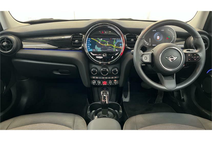 Mini Hatch 1.5 Cooper Classic Red #4