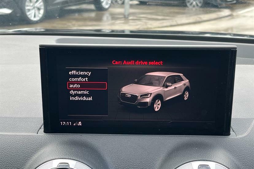 Audi Q2 35 Tfsi S Line S Tronic Grey #19