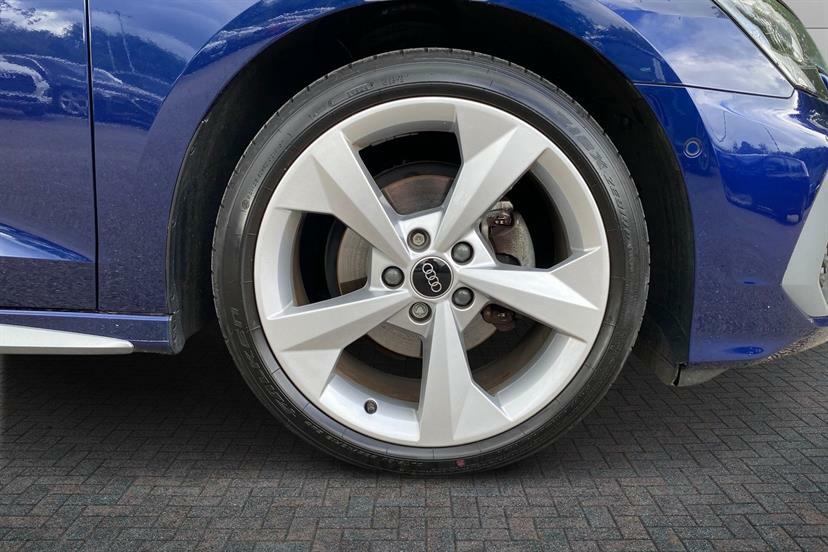 Audi A3 30 Tfsi S Line S Tronic LS22LRO Blue #3
