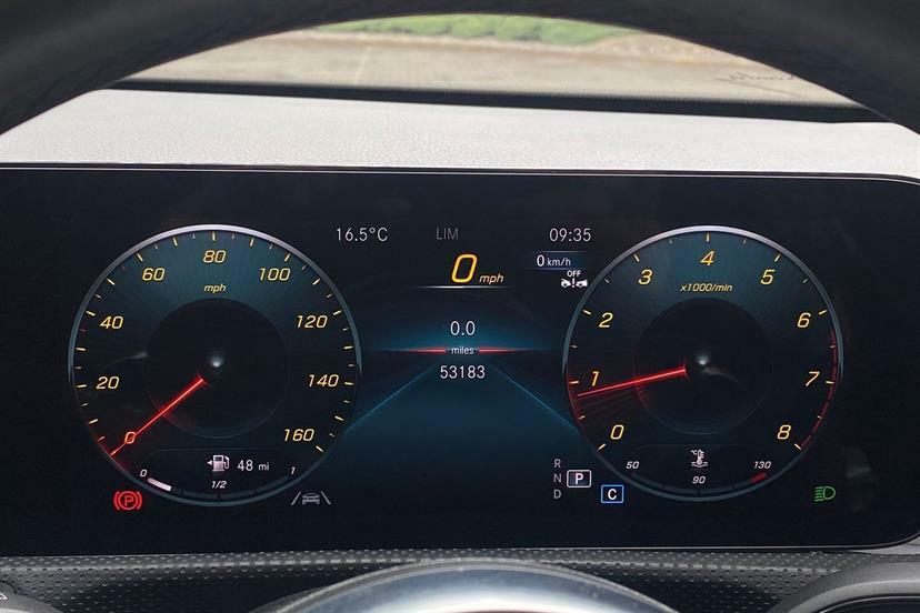 Mercedes-Benz CLA Class 180 Amg Line Premium Tip Black #6
