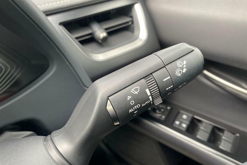 Lexus UX Suv 300E 54.3Kwh 202272 White #28