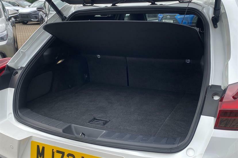Lexus UX Suv 300E 54.3Kwh 202272 White #13