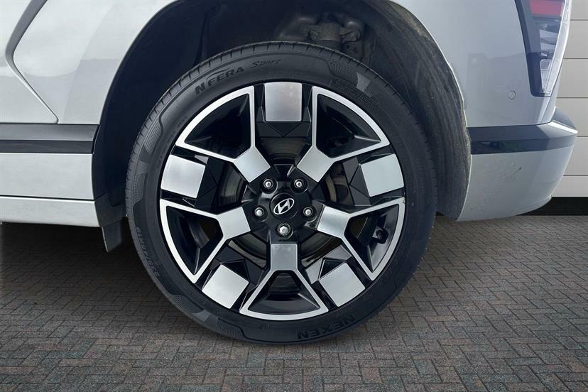 Hyundai Kona 160Kw Ultimate 65Kwh Silver #3