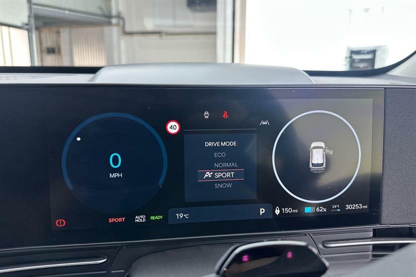 Hyundai Kona 160Kw Advance 65Kwh Red #27