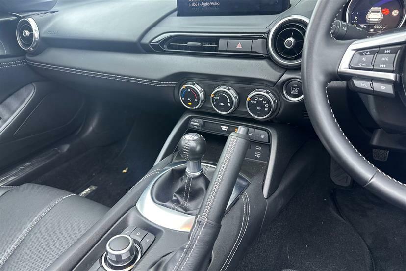 Mazda MX-5 2.0 184 Exclusive-line Red #27