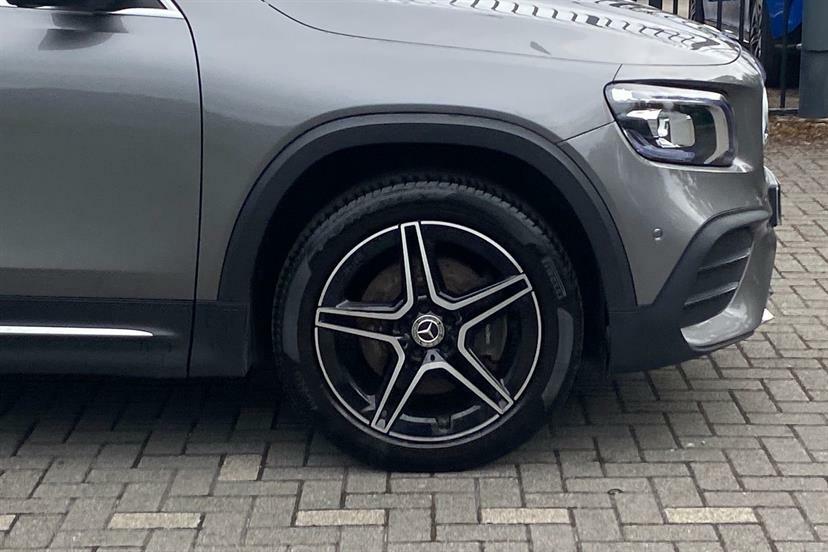 Mercedes-Benz GLB Class 200 Amg Line Executive 7G-tronic Grey #4