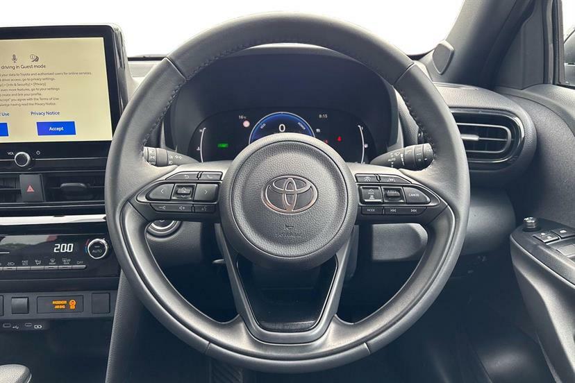 Toyota Yaris Cross 1.5 Hybrid Design Cvt Grey #6
