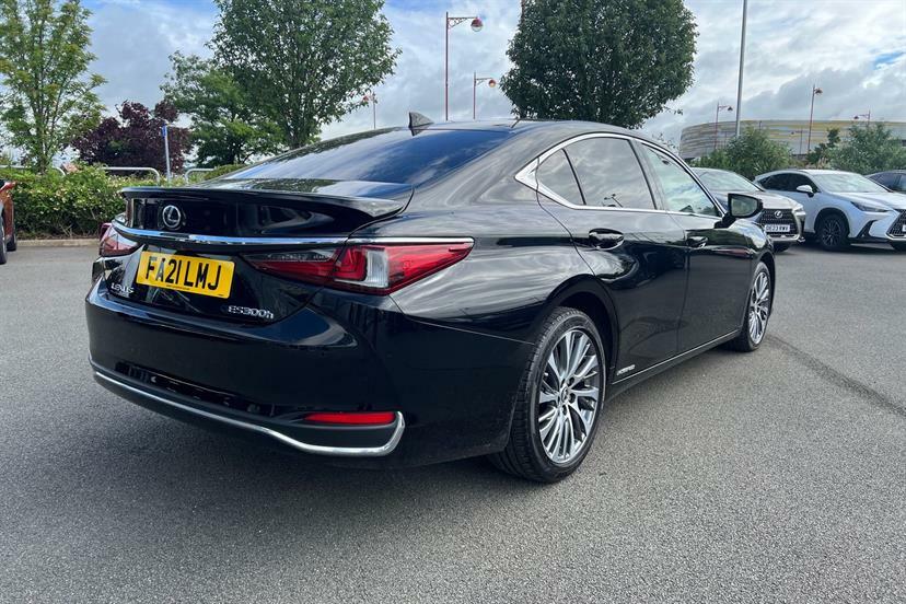 Lexus ES 300H 2.5 Cvt Premium Edition  #31