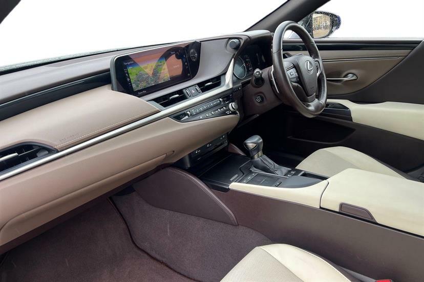 Lexus ES 300H 2.5 Cvt Premium Edition Black #3