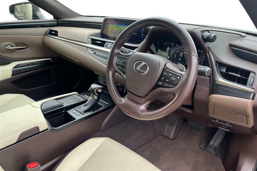 Lexus ES 300H 2.5 Cvt Premium Edition Black #4