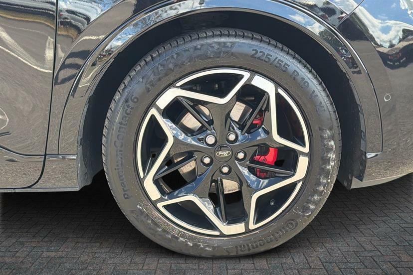 Ford Kuga 2.5 Fhev St-line X Cvt YM24HGK Black #4