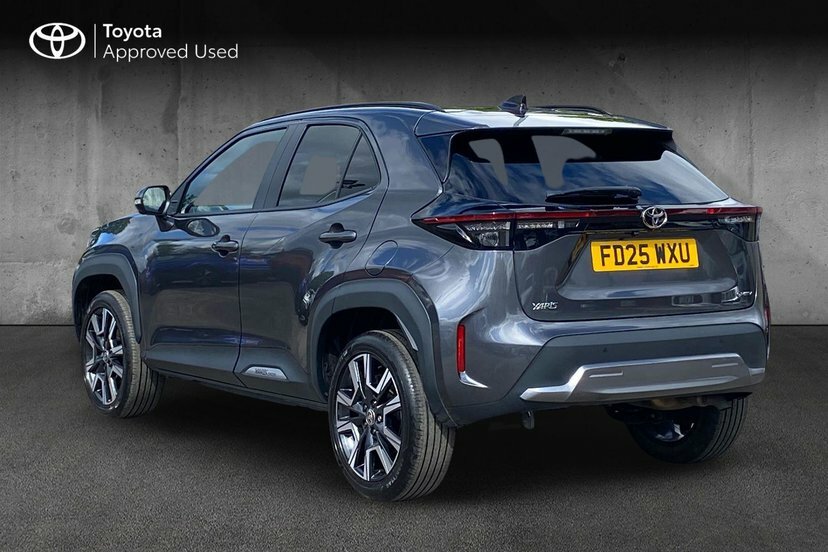Toyota Yaris Cross 1.5 Vvt-h Excel Suv Hybrid E-cvt 130 P FD25WXU Grey #4