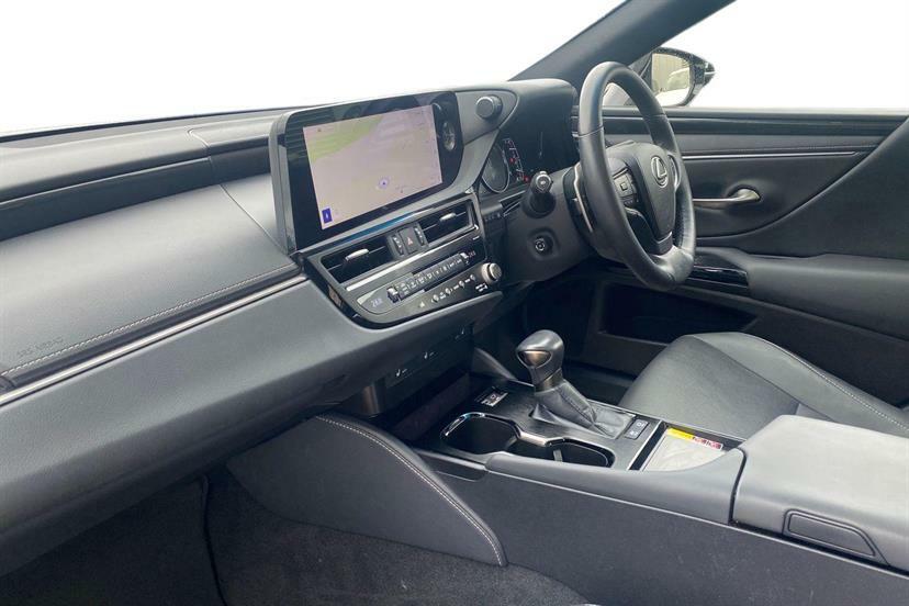 Lexus ES 300H 2.5 Cvt Silver
