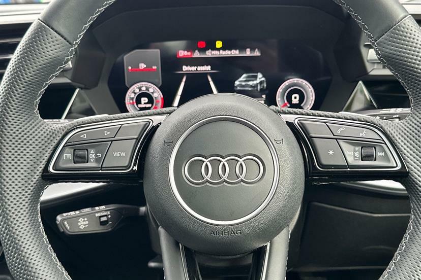 Audi A3 35 Tfsi Black Edition S Tronic  #49