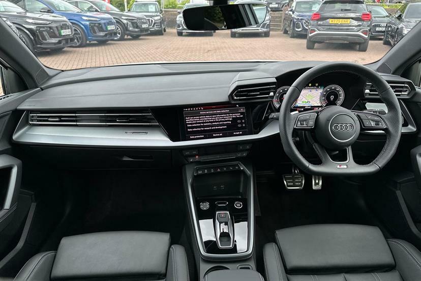 Audi A3 35 Tfsi Black Edition S Tronic  #30