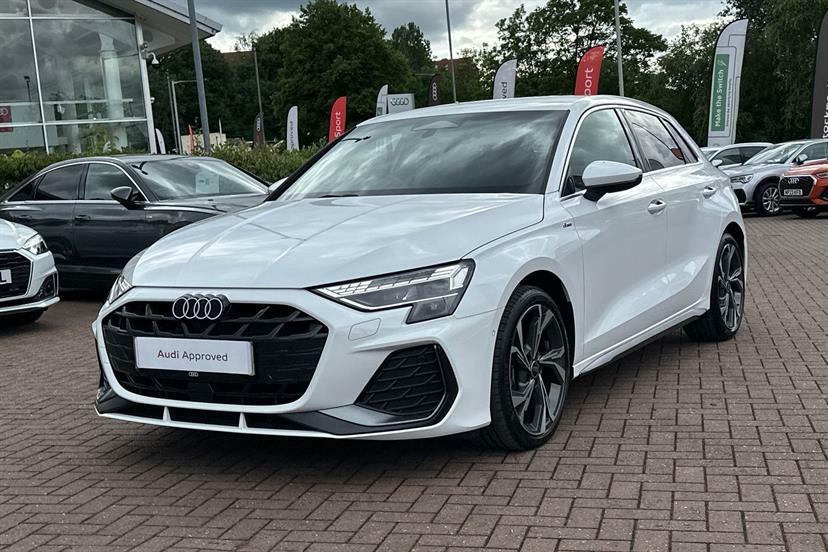 Audi A3 35 Tfsi Black Edition S Tronic  #24