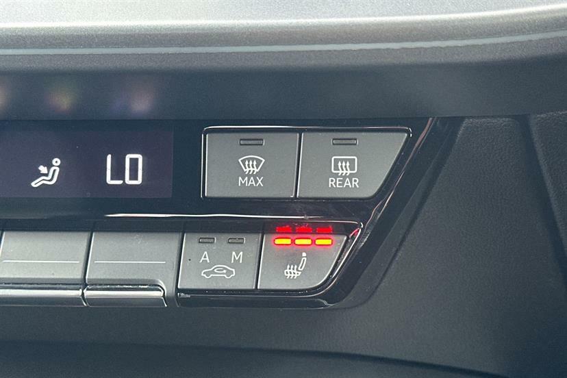 Audi A3 35 Tfsi Black Edition S Tronic  #41