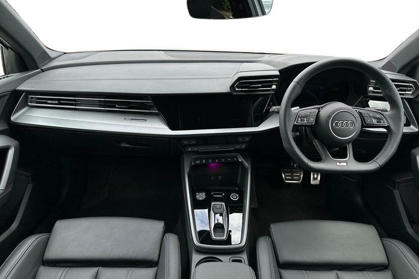 Audi A3 35 Tfsi Black Edition S Tronic  #9
