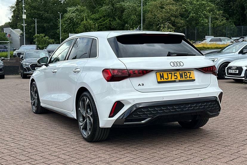 Audi A3 35 Tfsi Black Edition S Tronic  #15