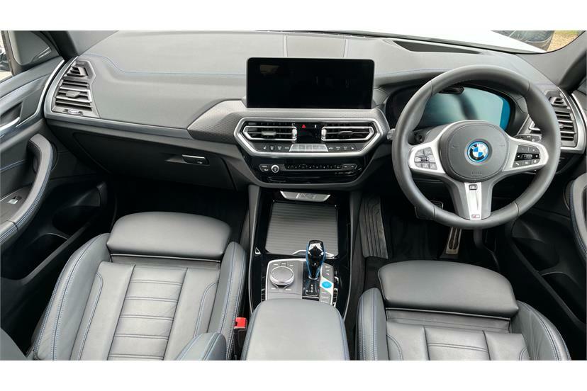 BMW iX3 210Kw M Sport Pro 80Kwh White #4
