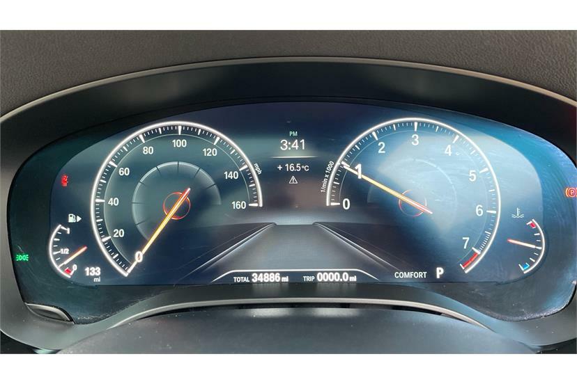 BMW 5 Series 520D M Sport Blue #7