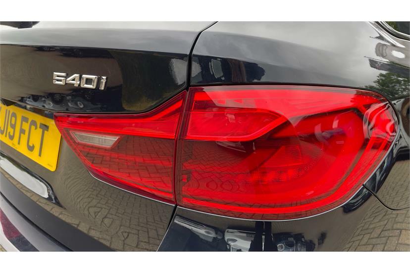 BMW 5 Series 520D M Sport Blue #18