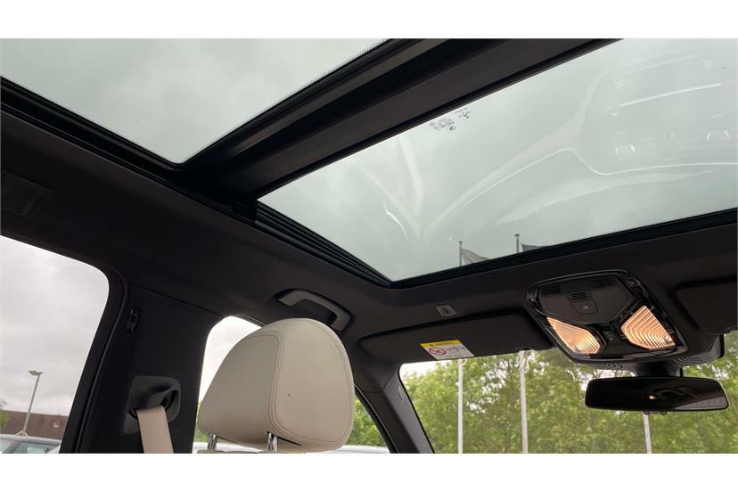 BMW 5 Series 520D M Sport Blue #32