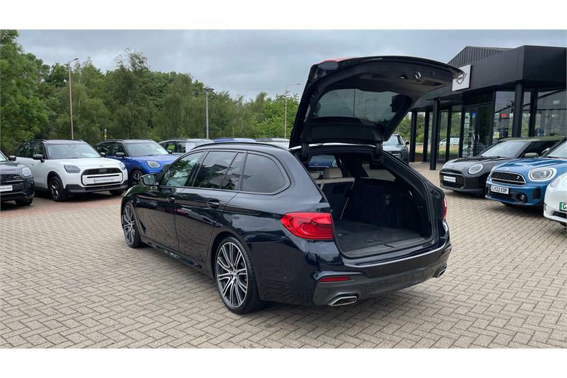 BMW 5 Series 520D M Sport Blue #22