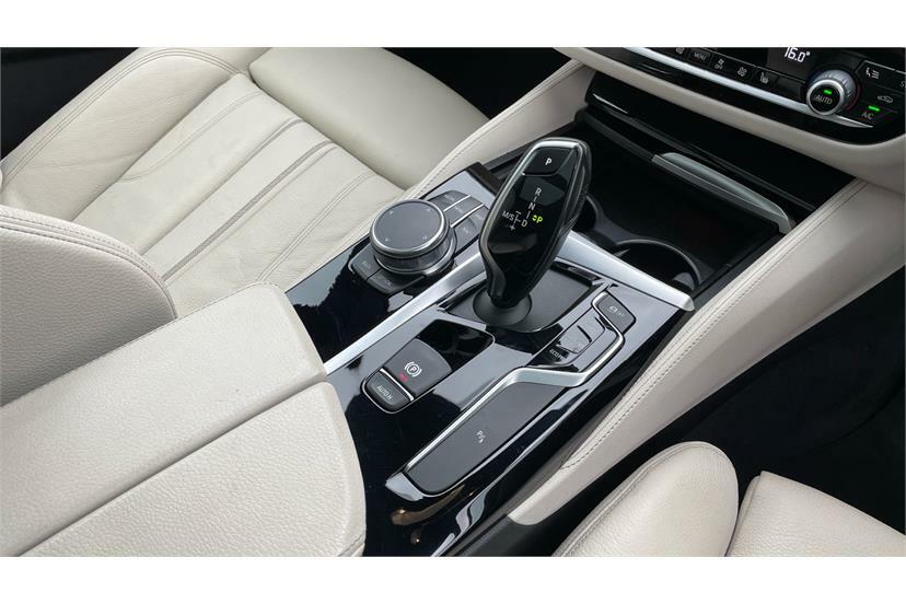 BMW 5 Series 520D M Sport Blue #8