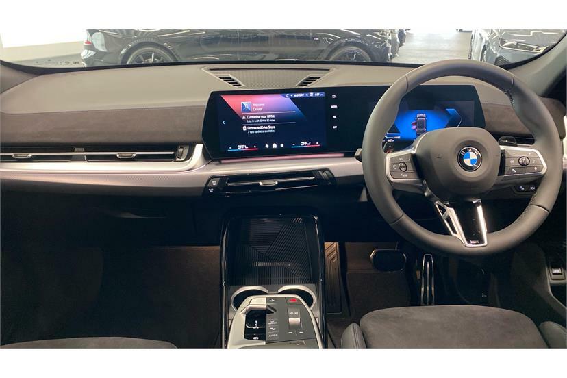 BMW X1 Sdrive 20I Mht M Sport Step Black #4