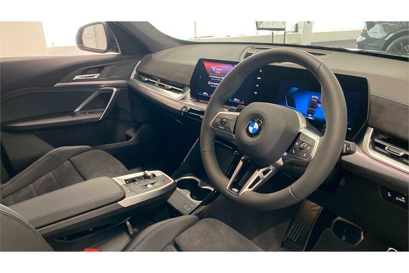 BMW X1 Sdrive 20I Mht M Sport Step Black #6