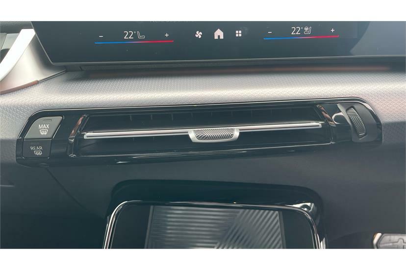 BMW iX1 150Kw Edrive20 Shadow Edition 65Kwh Black #29