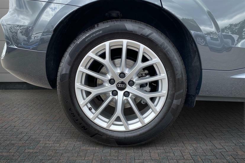 Audi Q3 2.0 Tdi Sport S Tronic Grey #5