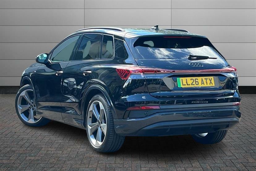 Audi Q4 E Tron 210Kw 45 82Kwh Black Edition Black #2