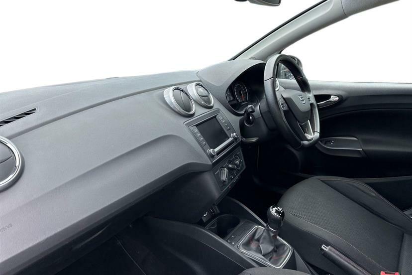 Seat Ibiza 1.2 Tsi 110 Fr Technology White #2