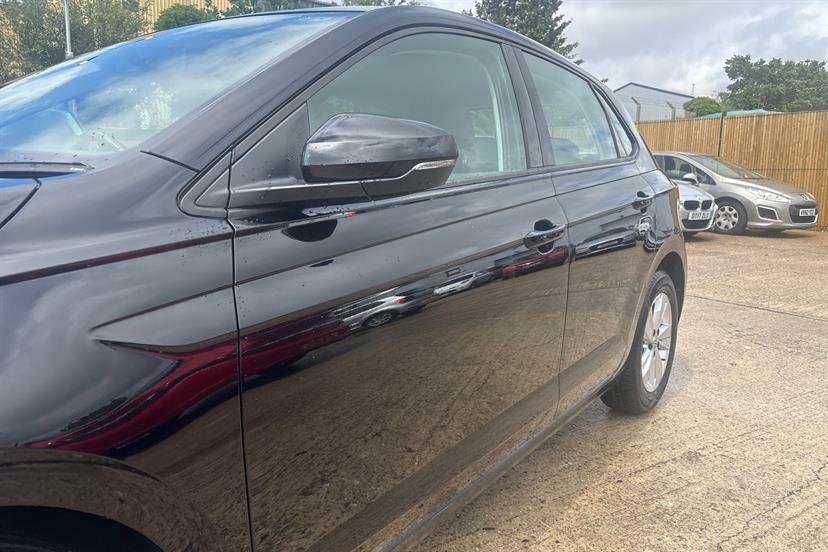 Volkswagen Polo 1.0 Se #11