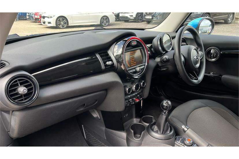 Mini Hatch 1.2 One #6
