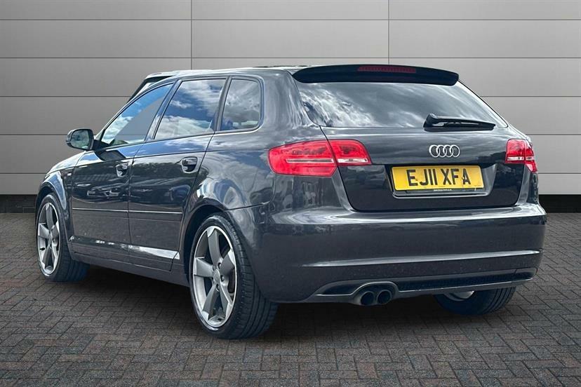Audi A3 2.0 Tfsi Quattro Black Edition S Tronic Grey #3