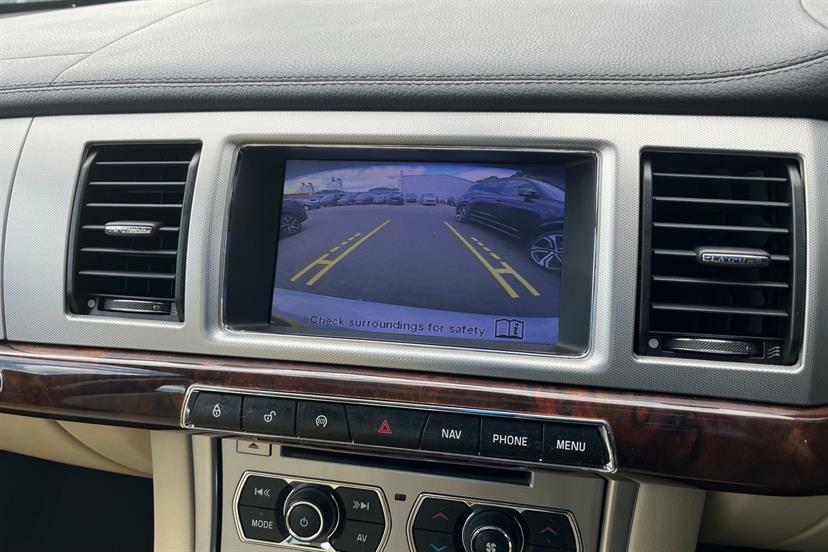Jaguar XF 2.2D Luxury Euro 5 Ss Gold #14