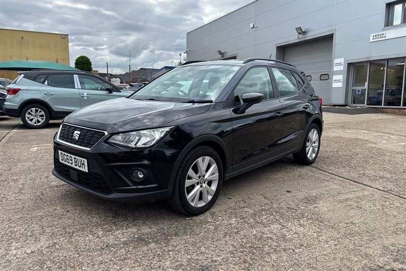 Seat Arona Se Tsi Silver #11