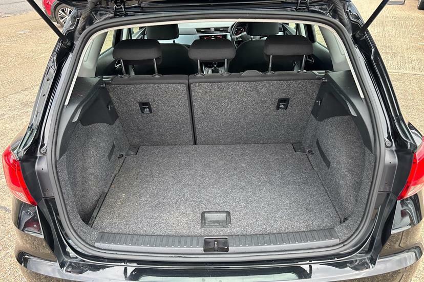 Seat Arona Se Tsi Silver #8