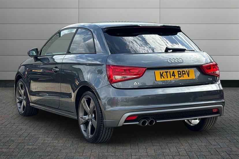 Audi A1 2.0 Tdi Black Edition Grey #3