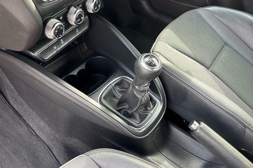Audi A1 2.0 Tdi Black Edition Grey #5