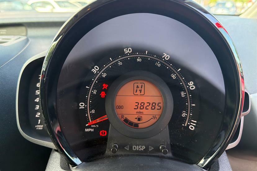 Toyota Aygo 1.0 Vvt-i X-trend X-shift Grey #8