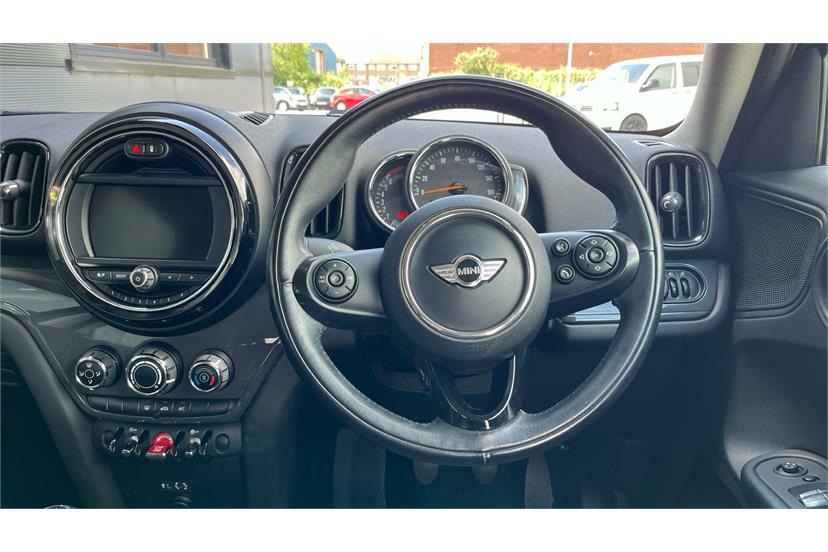 Mini Countryman 1.5 Cooper Black #5