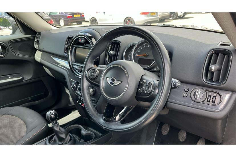 Mini Countryman 1.5 Cooper Black #6