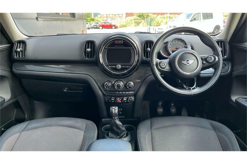 Mini Countryman 1.5 Cooper Black #4
