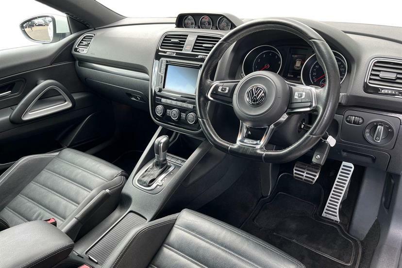 Volkswagen Scirocco 2.0 Tsi 180 Bluemotion Tech R-line Dsg White #6