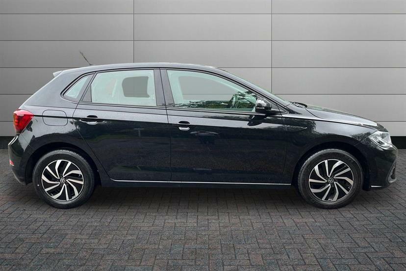 Volkswagen Polo 1.0 Tsi Life Black #4